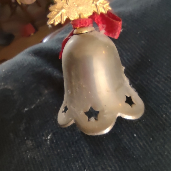 Man made Bell Christmas 2000 - Picture 7 of 7